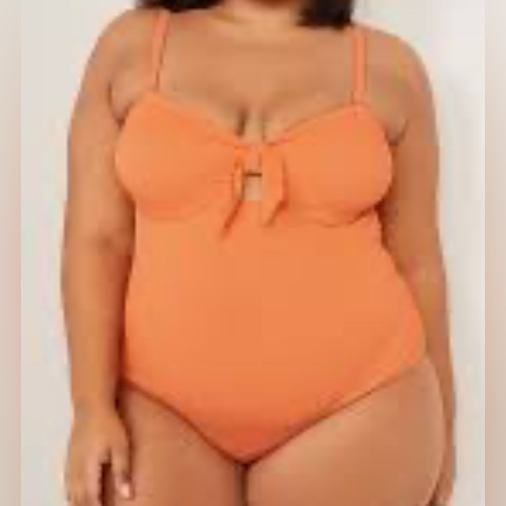 Old Navy NWT Tie-Front Keyhole Bandeau-Style One-Piece Swimsuit women’s size 2x